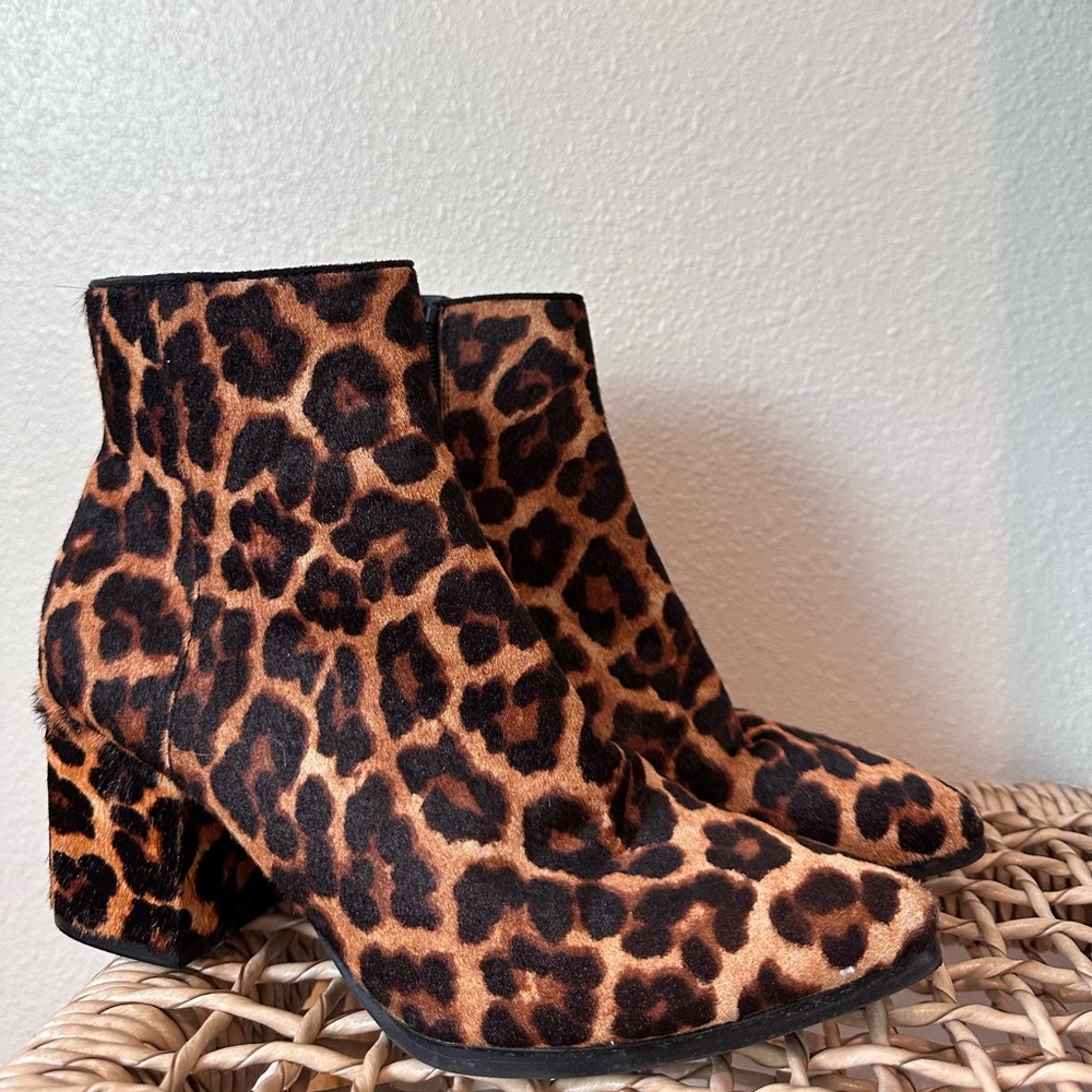 ALDO Leopard Print calf Hair Pointed Toe Side Zip Block Heel Ankle Boots | 6.5